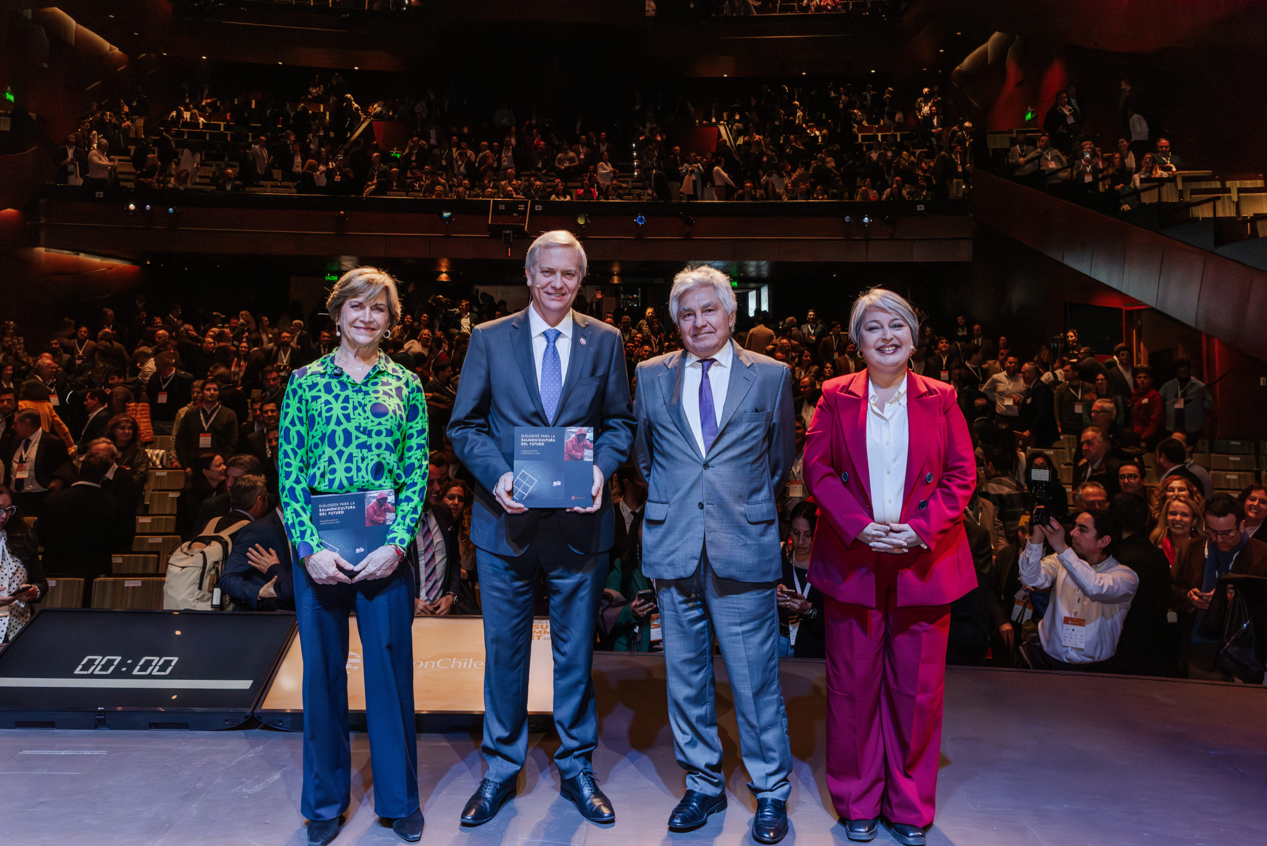 En el cierre de Salmón Summit 2025: Arturo Clément, presidente de SalmonChile: «Podemos crecer aquí y ahora, pero tiene que haber voluntad política»